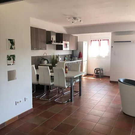 De Location Meuble F3 Au Premier Etage Апартаменты Баньюль-сюр-Мер